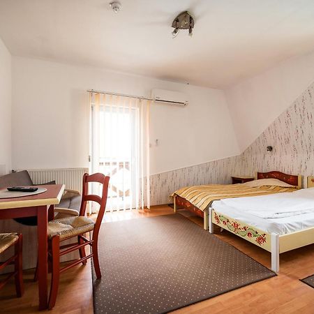 Hotel Sugas Sfântu-Gheorghe 외부 사진