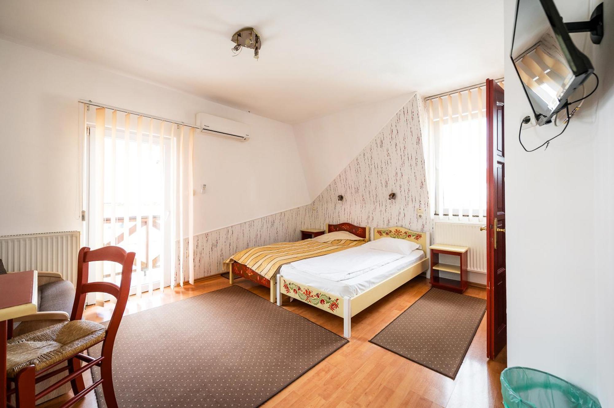 Hotel Sugas Sfântu-Gheorghe 외부 사진