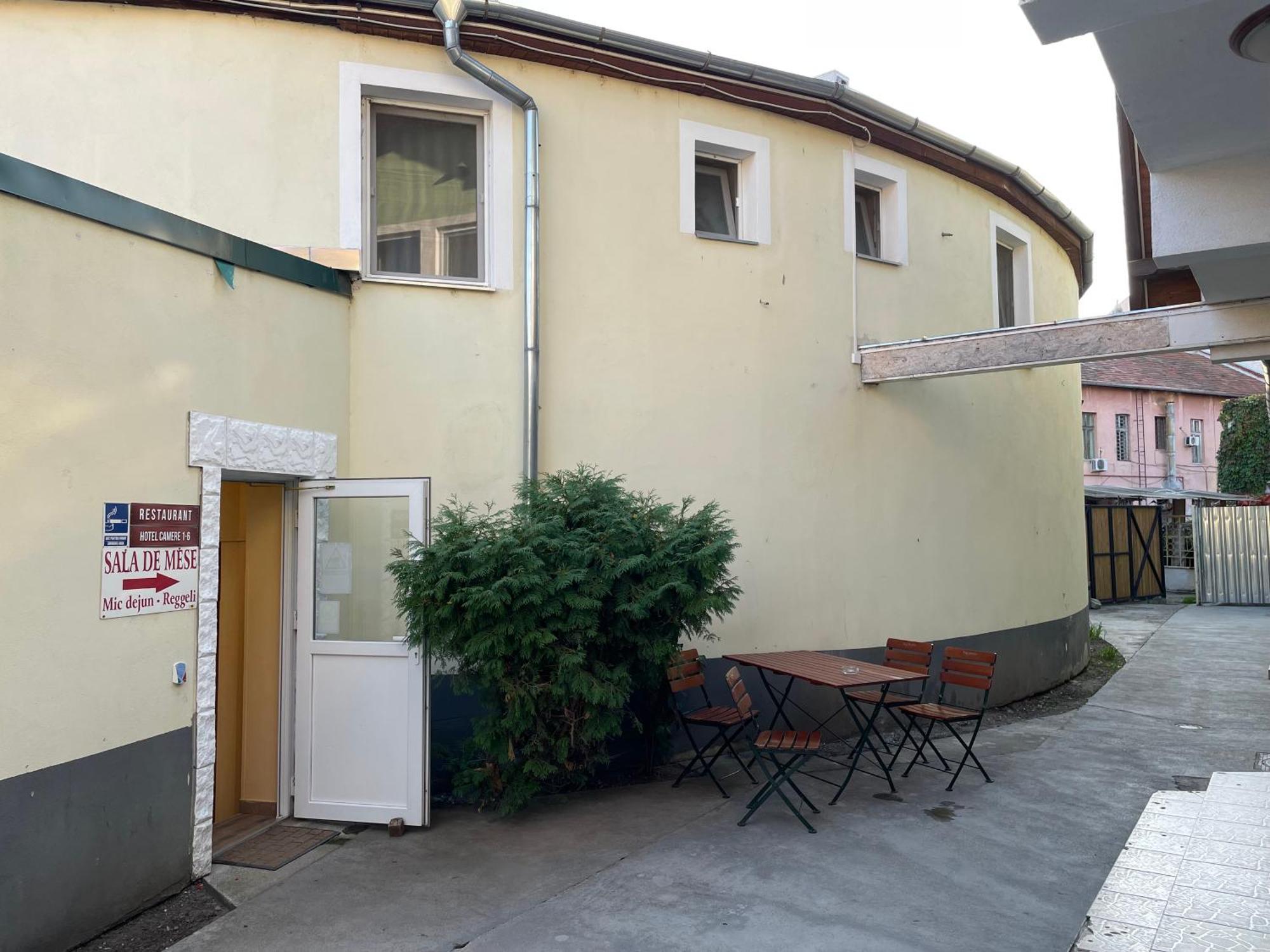 Hotel Sugas Sfântu-Gheorghe 외부 사진